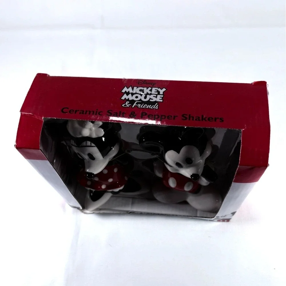 Disney Mickey Mouse & Friends Ceramic Salt & Pepper Shakers Mickey and Minnie Mo